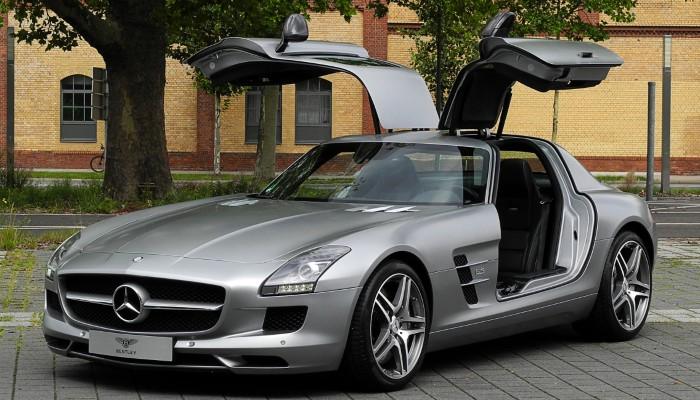 Mridul Mercedes Benz SLS AMG