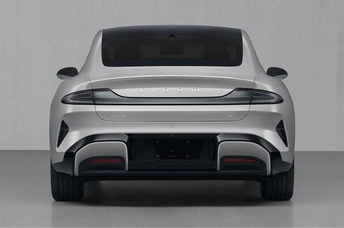 20231116124004 Xiaomi SU7 rear
