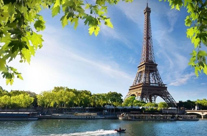 3 eiffel tower getty