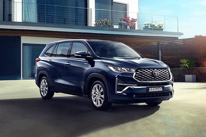 Innova Hycross