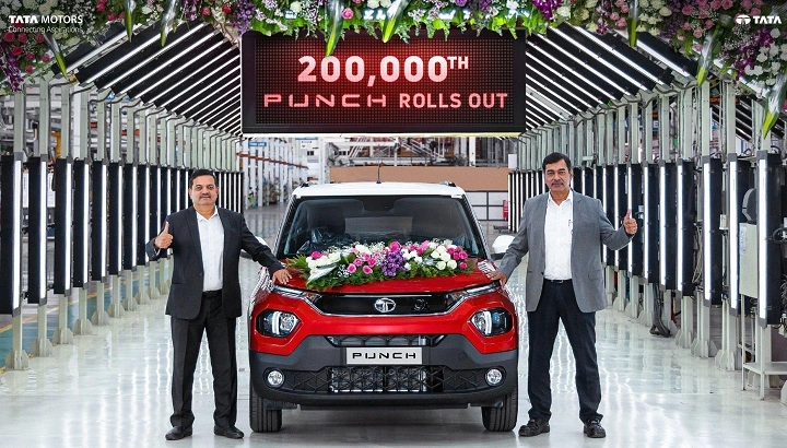 under 2 lakh car 1
