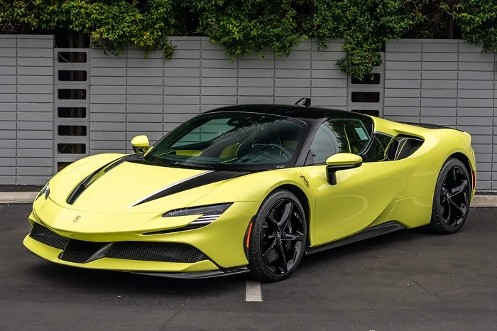 Ferrari SF90 Stradale