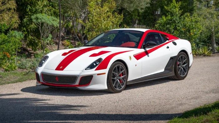 Ferrari 599 GTO – Speed Meets Prestige