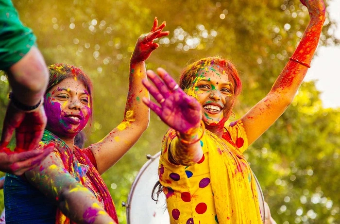 stylish holi outfit ideas 3