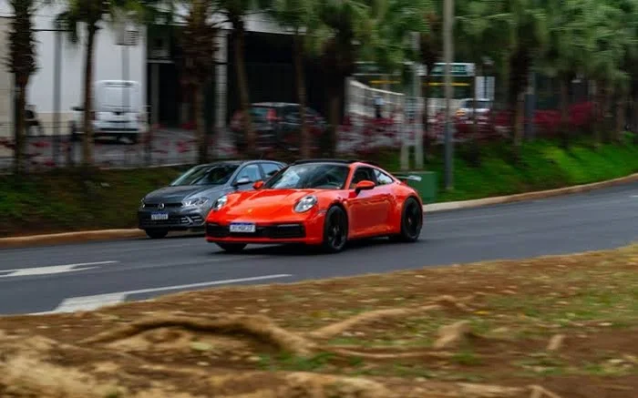 Are Luxury Cars Expensive to Maintain ?