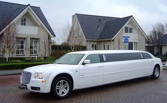 limousine car price in india 2